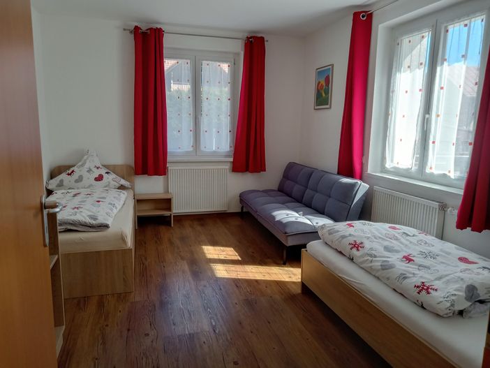 Schlafzimmer 2