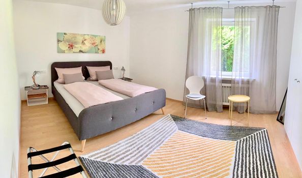 Schlafzimmer 2 mit Doppelbett