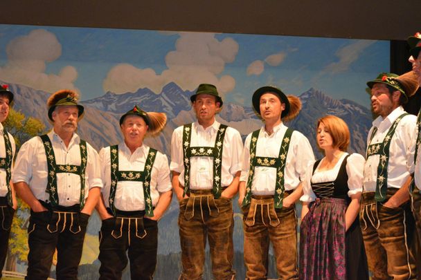 Die Jodlergruppe Bolsterlang ist fester Bestand...