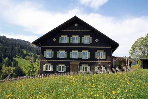 Haus im Sommer