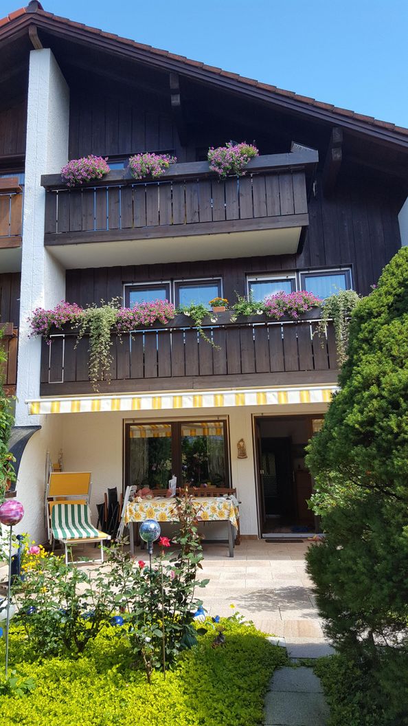 Sommerbild vom Haus