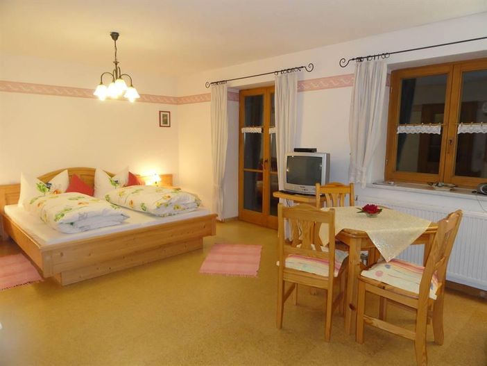 Appartement m Balkon