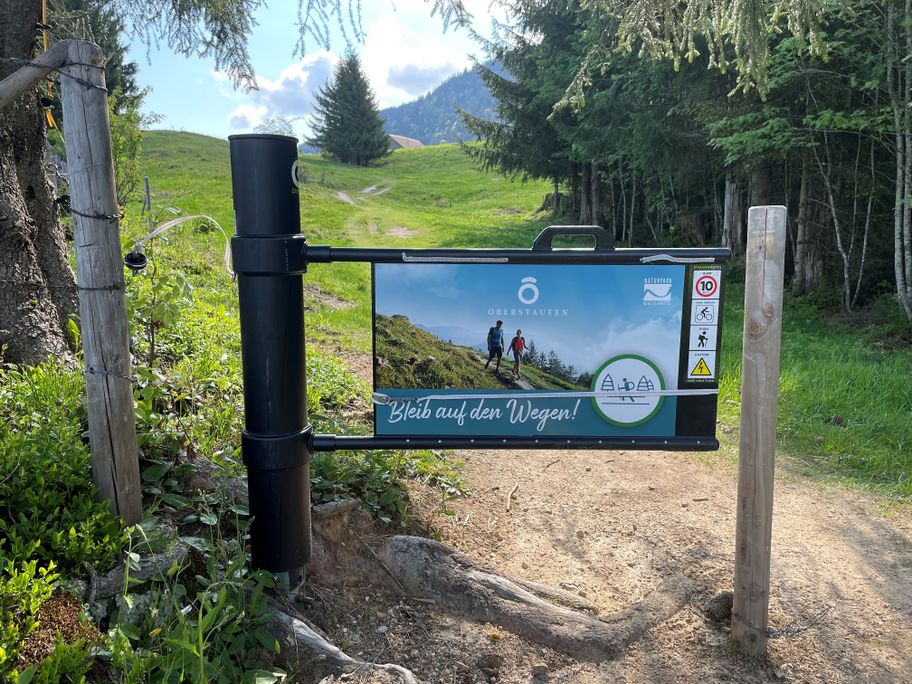 Durchgangstor "Flowgate" auf Oberstaufener Gebiet