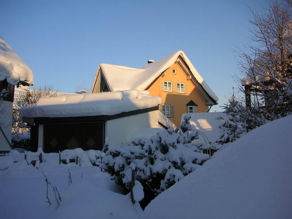 Hausansicht Winter