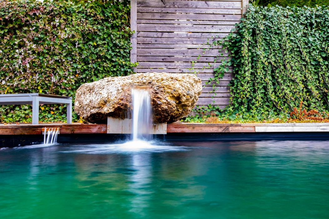 Gartenpool 3 im Sommer