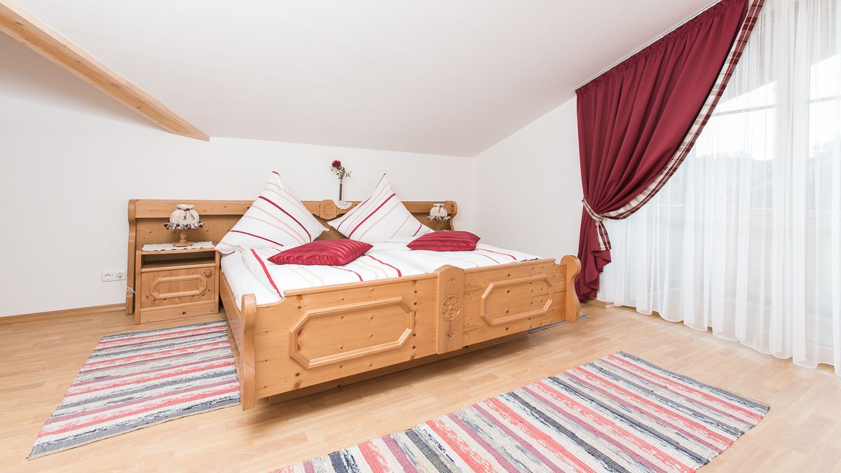 FW Breitenberg - Großes  Schlafzimmer