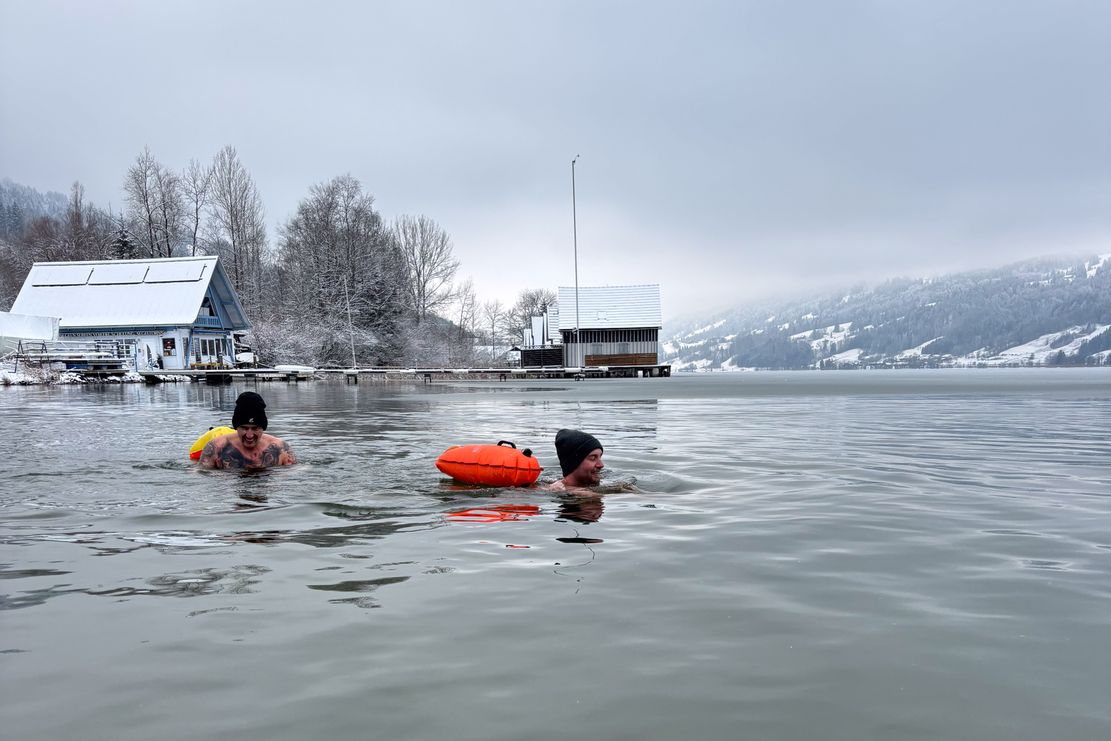 Eisbader im Großen Alpsee