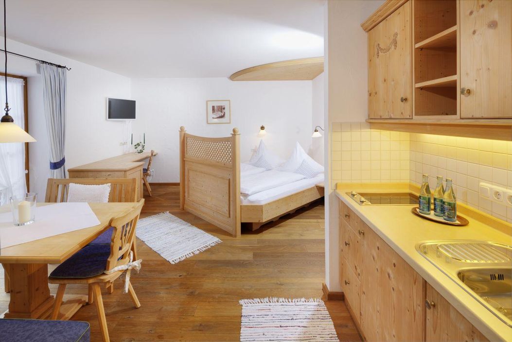 Marie Therese_01_1280x1024