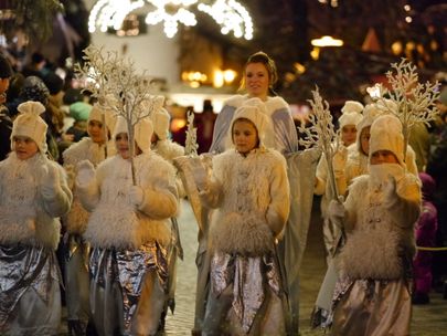 Der Erlebnis-Weihnachtsmarkt mit vielen Veranstaltungen in Bad Hindelang.