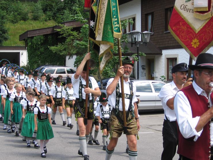 Waldfest auf der Festwiese Spöck in Obermaisels...