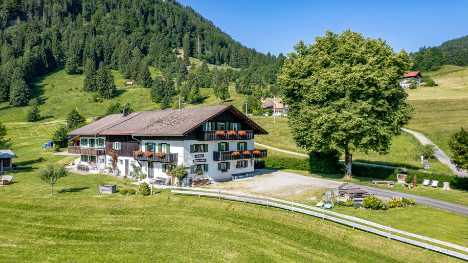 Unser Landhaus von oben