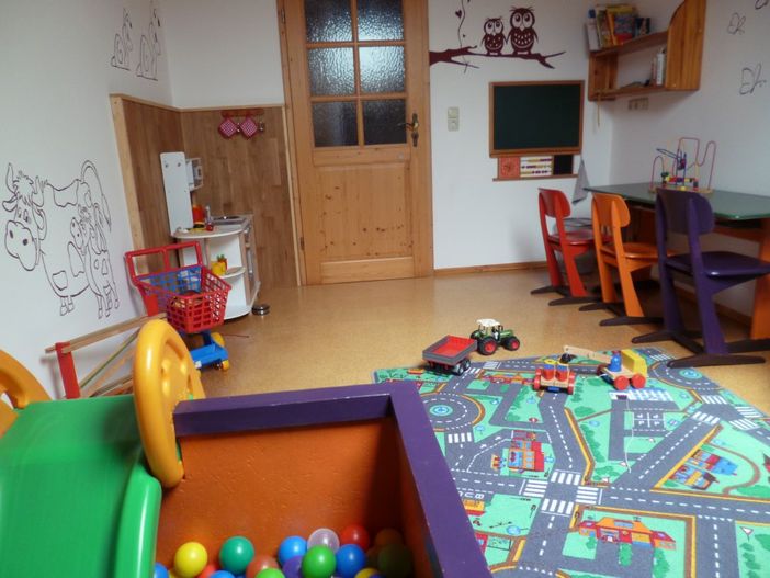 Spielzimmer direkt neben den Ferienwohnungen.