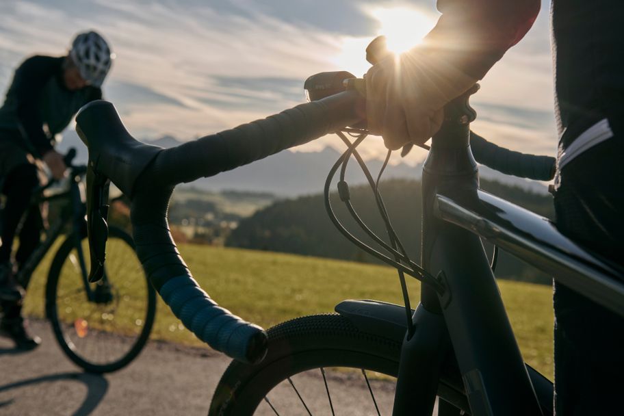 Nahaufnahme Gravelbike in der Sonne