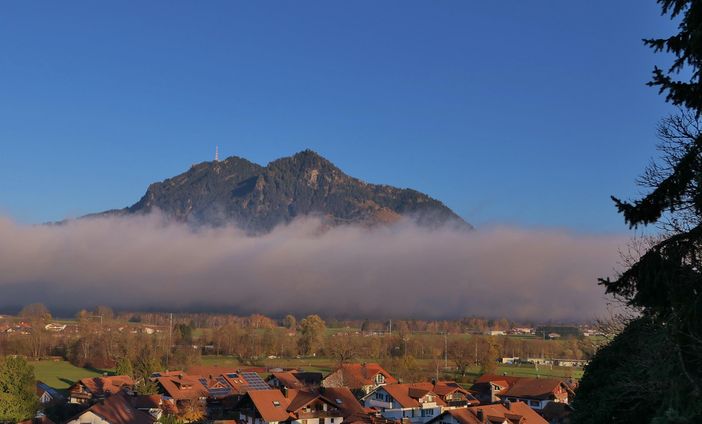 "Grünten" - Blick aus dem Fenster zum Osten