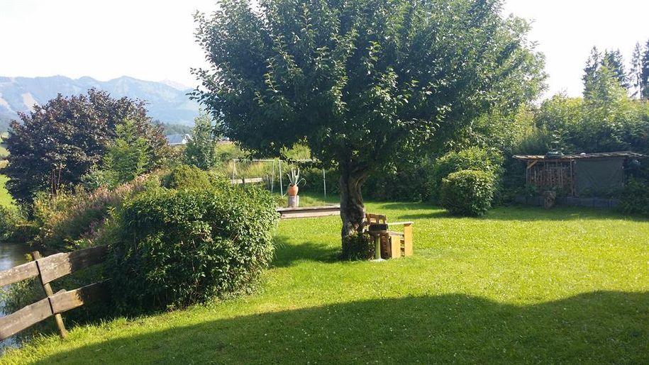 großer Garten