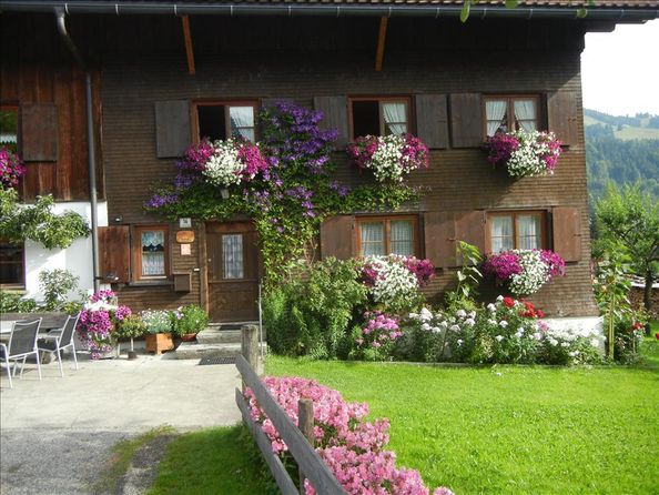 Haus Südseite Sommer