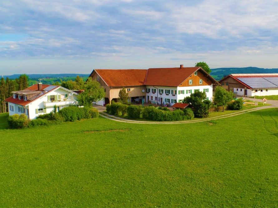 Ferienhaus_und_Hof