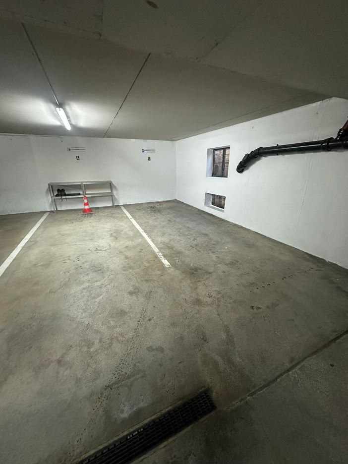 Zwei Tiefgaragenstellplätze