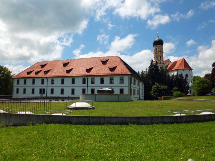 Schloss und Kirche St. Martin in Marktoberdorf