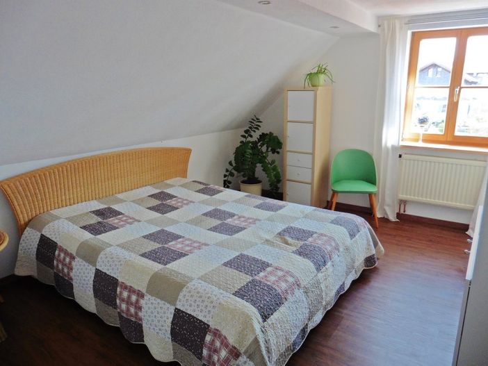 Schlafzimmer 2