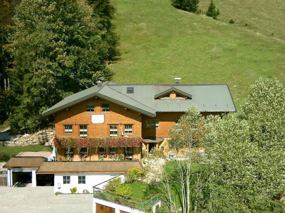 Haus im Sommer