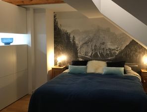 Schlafzimmer 1