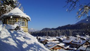 Das Pavillon von Langenwang im Winter