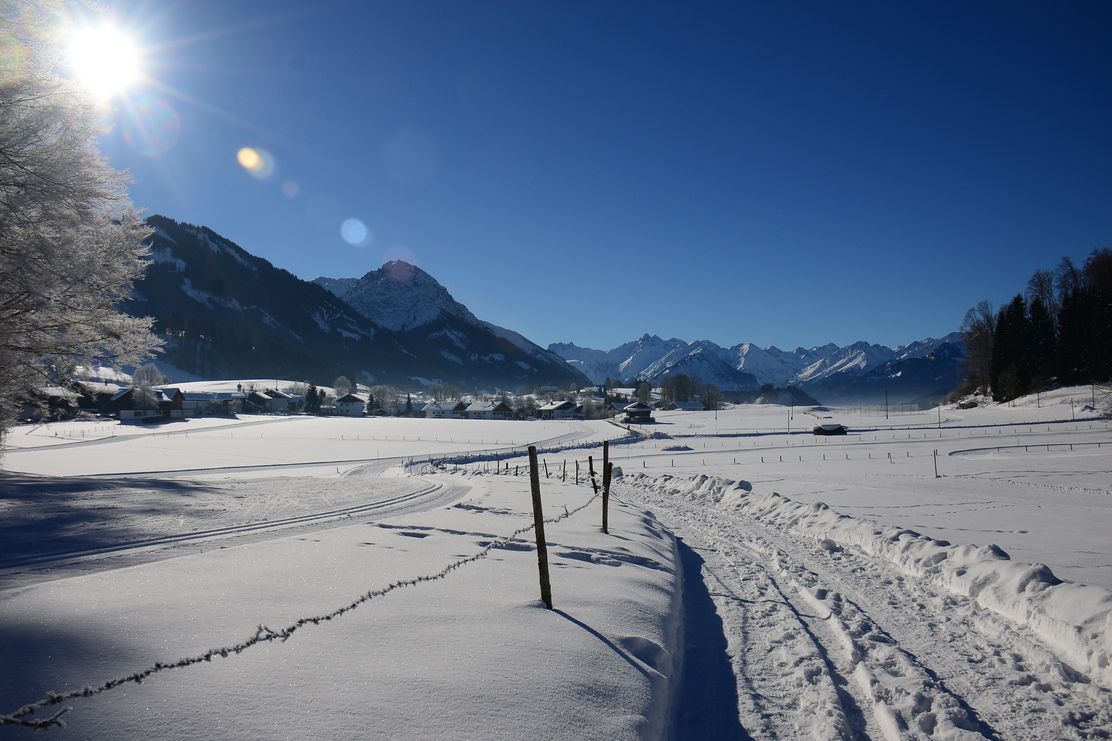 Winterwanderweg bei Hinang