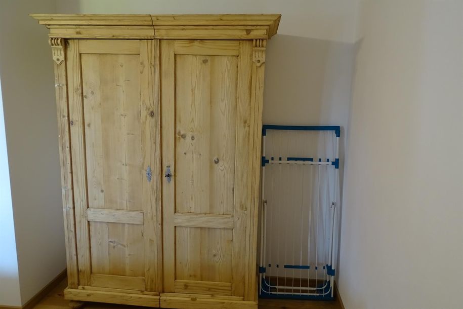 Schrank im Schlafzimmer