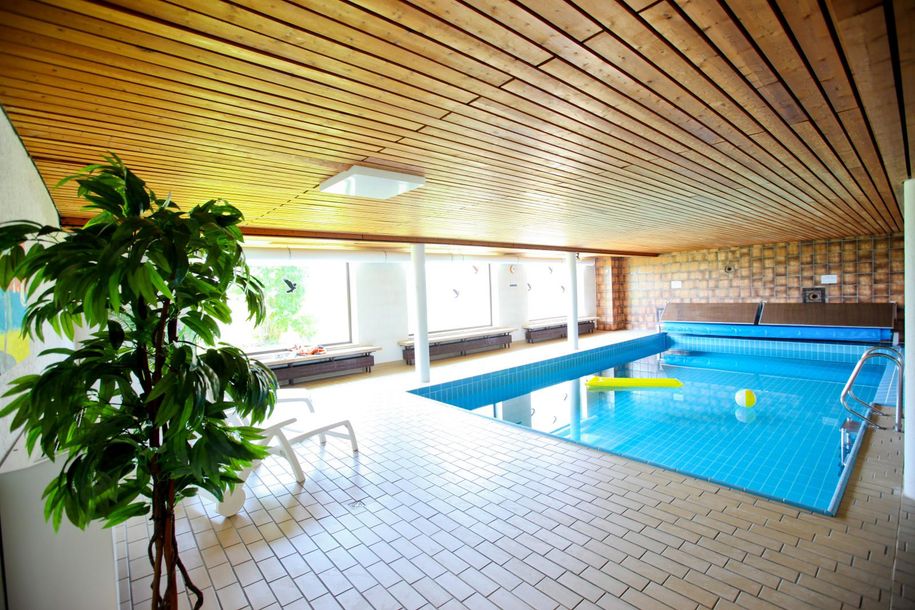 Schwimmbad im Haus