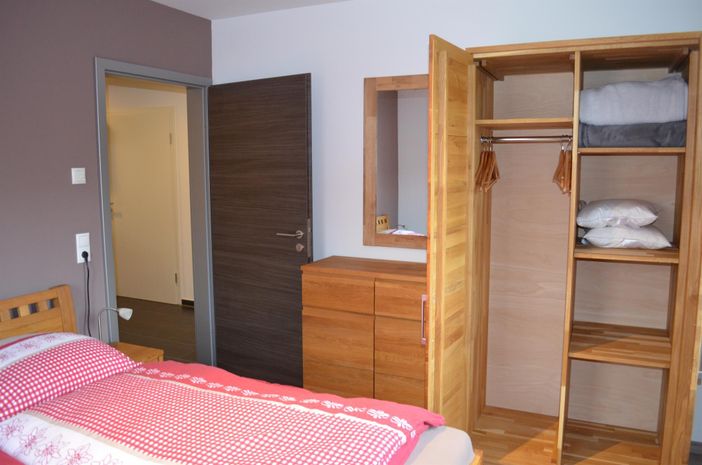 Schlafzimmer 2,  Schrank