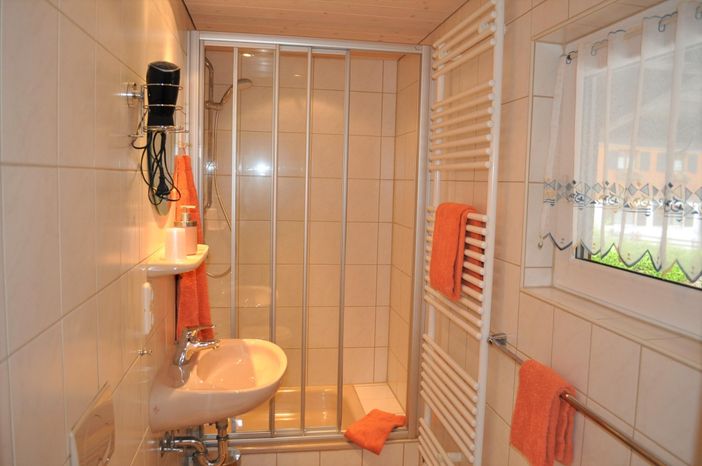 Fewo 1 - Badezimmer