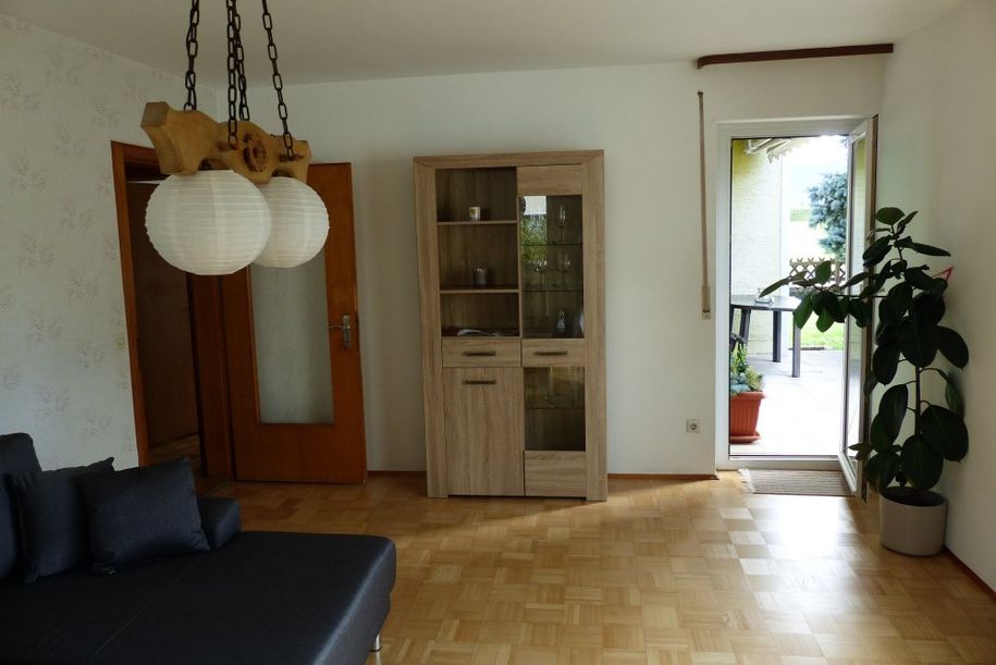 Wohnzimmer mit Terrassenzugang