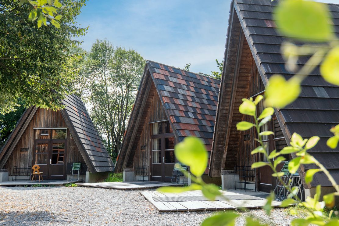 Blockhütten in der Umweltstation Legau