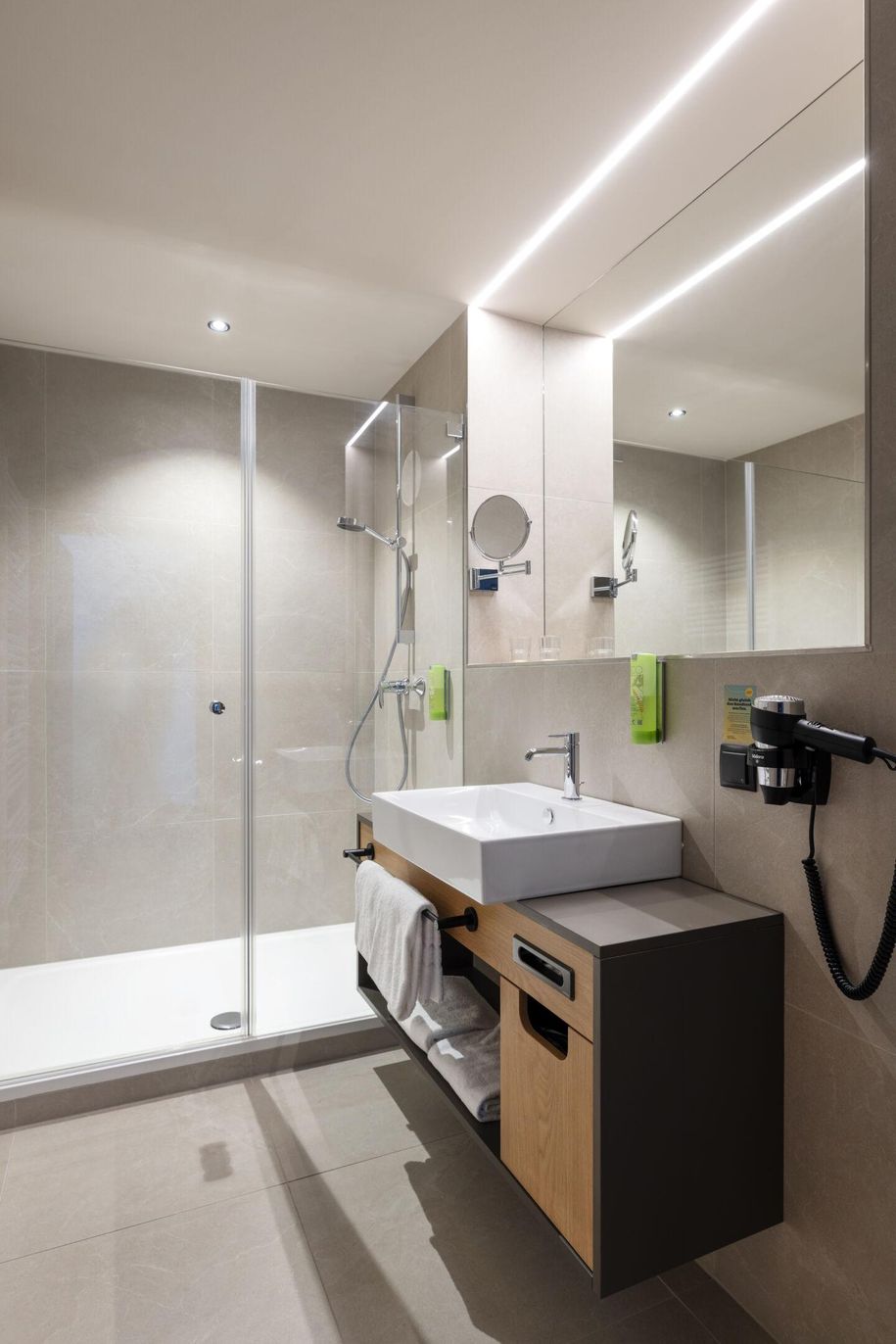 Doppelzimmer (Badezimmer)