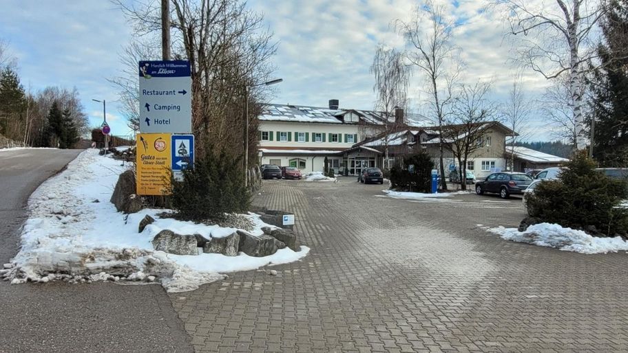 Wiesenweg zum Elbsee und zurück