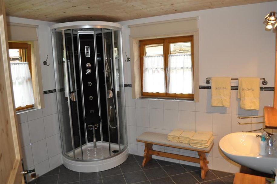 Badezimmer EG