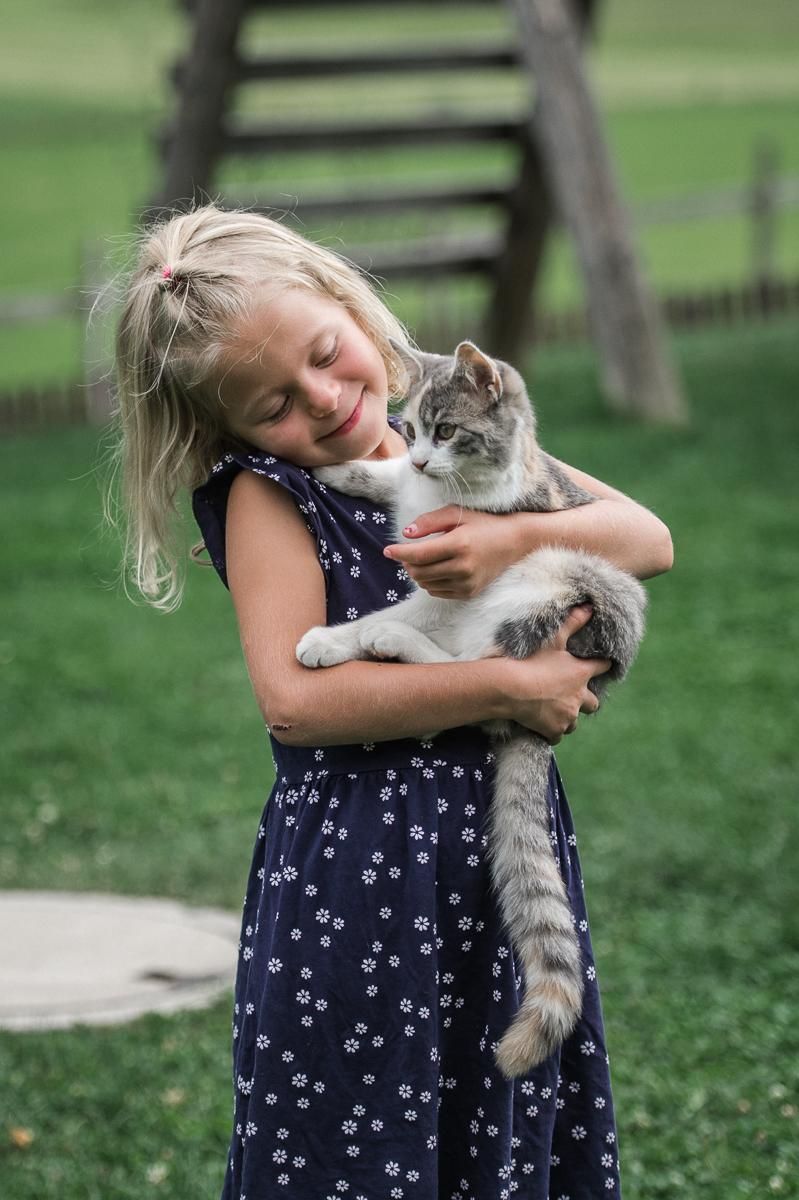 Unsere Sissi kuschelt gerne