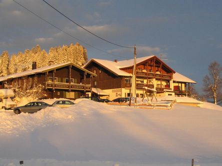 Hausansicht im Winter