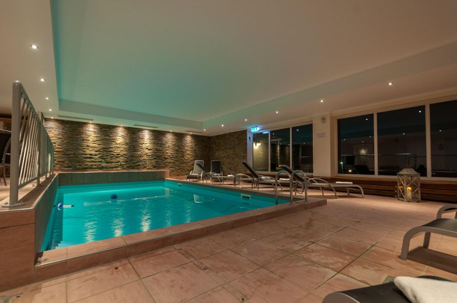 Panoramaschwimmbad Hotel Kühbergalp