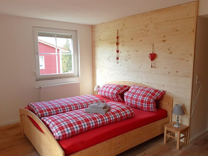 Schlafzimmer 2