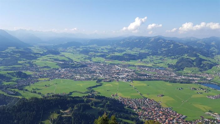 Blick von Grünten auf Sonthofen