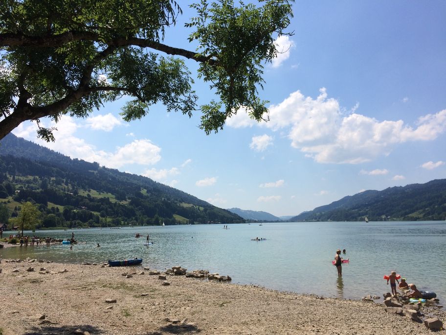 Strand am Großen Alpsee