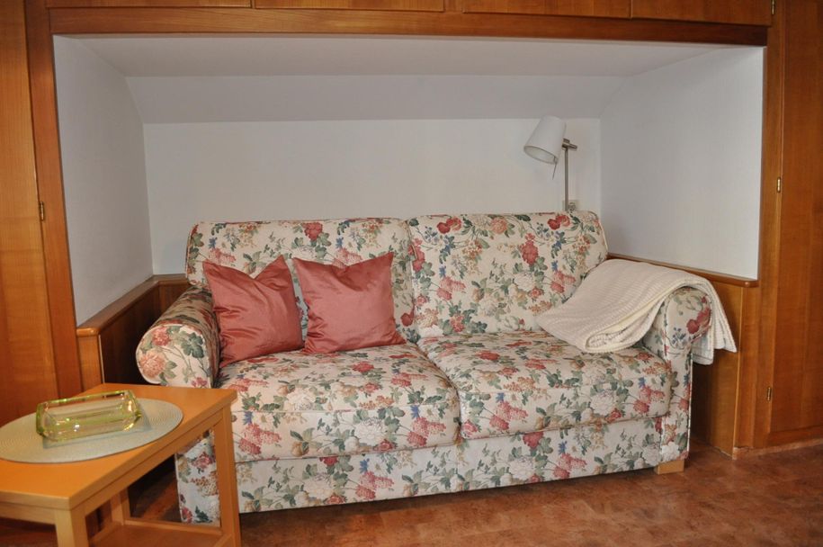 Wohnzimmer Sofa