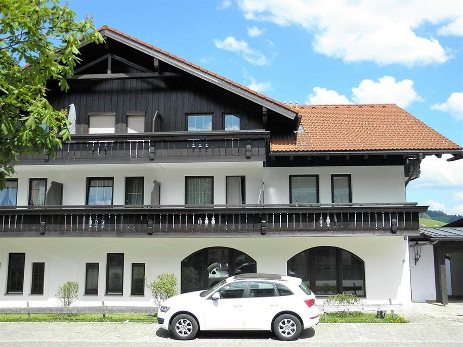 Hausansicht Sommer