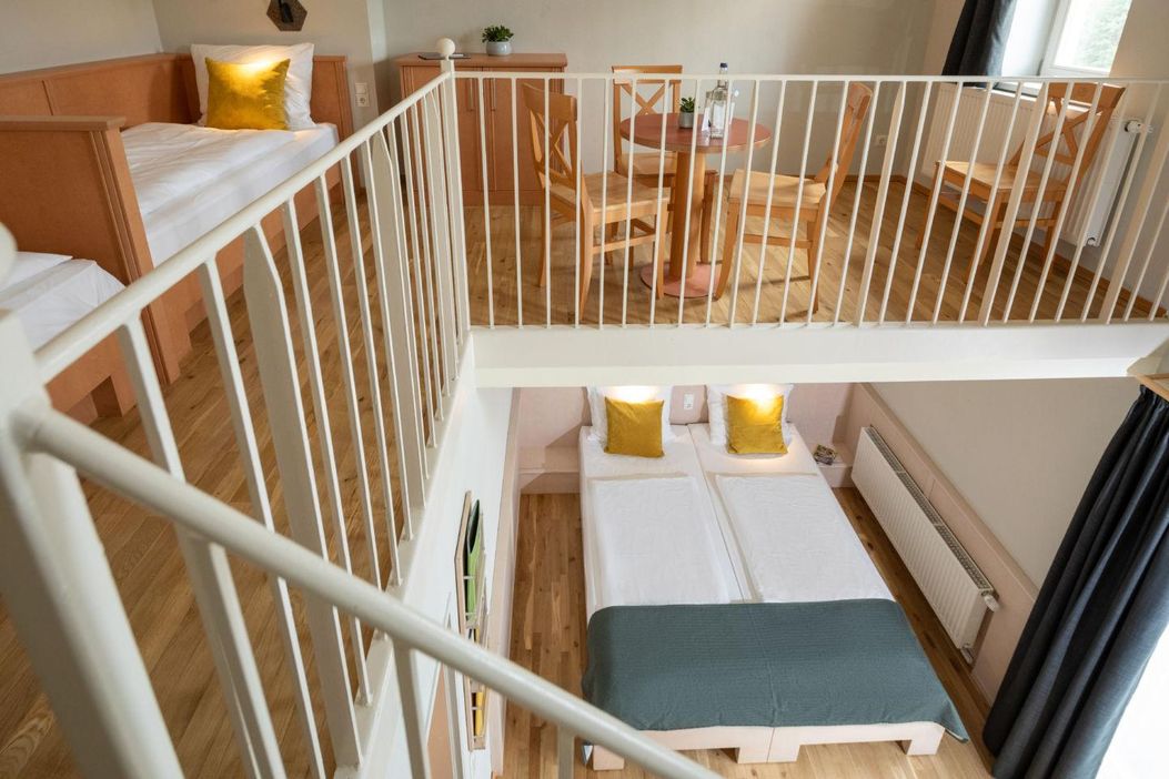 galeriezimmer-jufa-kempten-1440x960