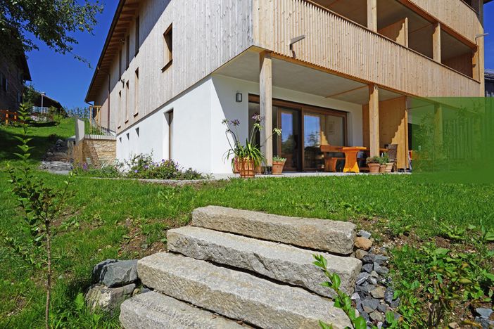 Garten- Terrassenansicht_