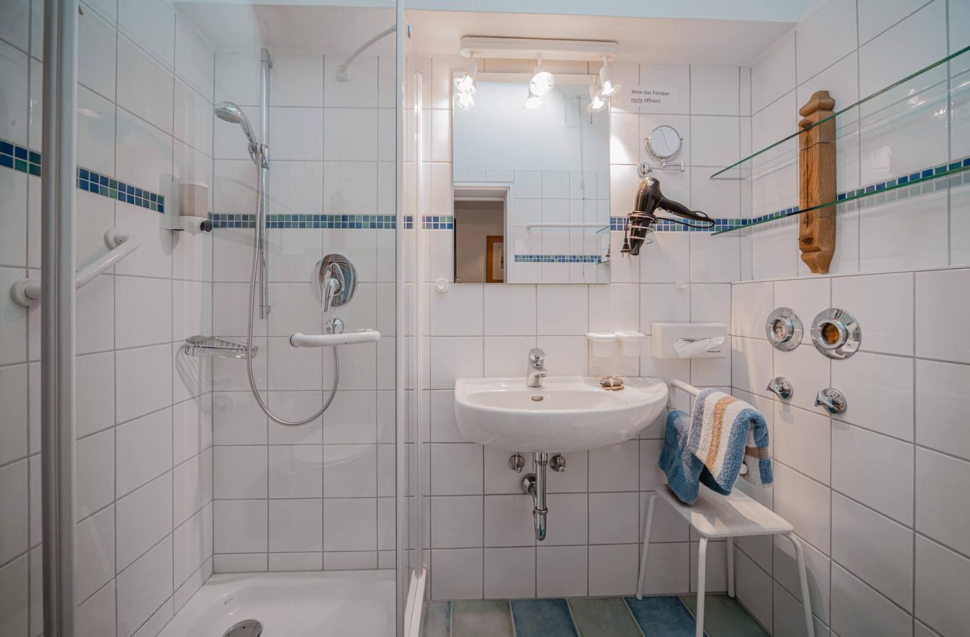 K-69102_FeWo-Schusternaegele-Bad_6479_©Tanner-Werb