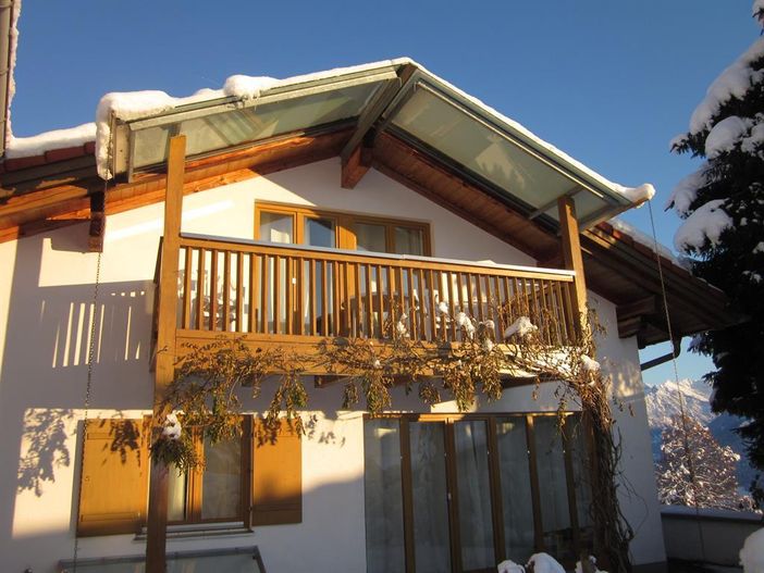 Sonne pur auf dem Westbalkon