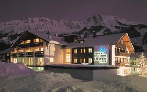 Haus bei Nacht